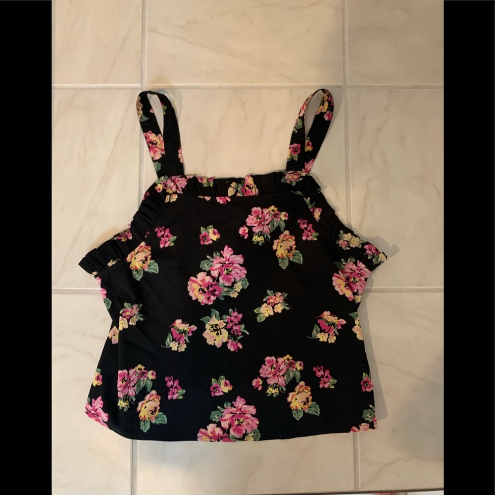 Cute flower top 🌸